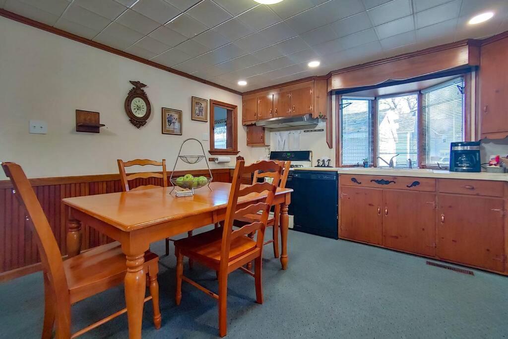 Huge Historic, W/Large Yard & Close To Beach 매니스티 외부 사진