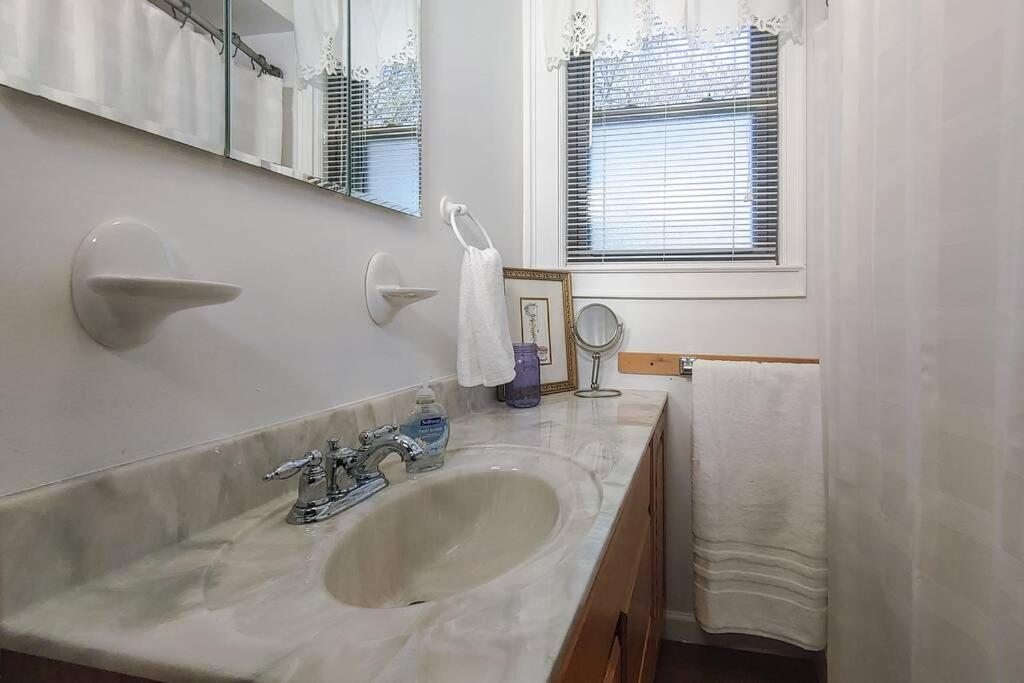 Huge Historic, W/Large Yard & Close To Beach 매니스티 외부 사진